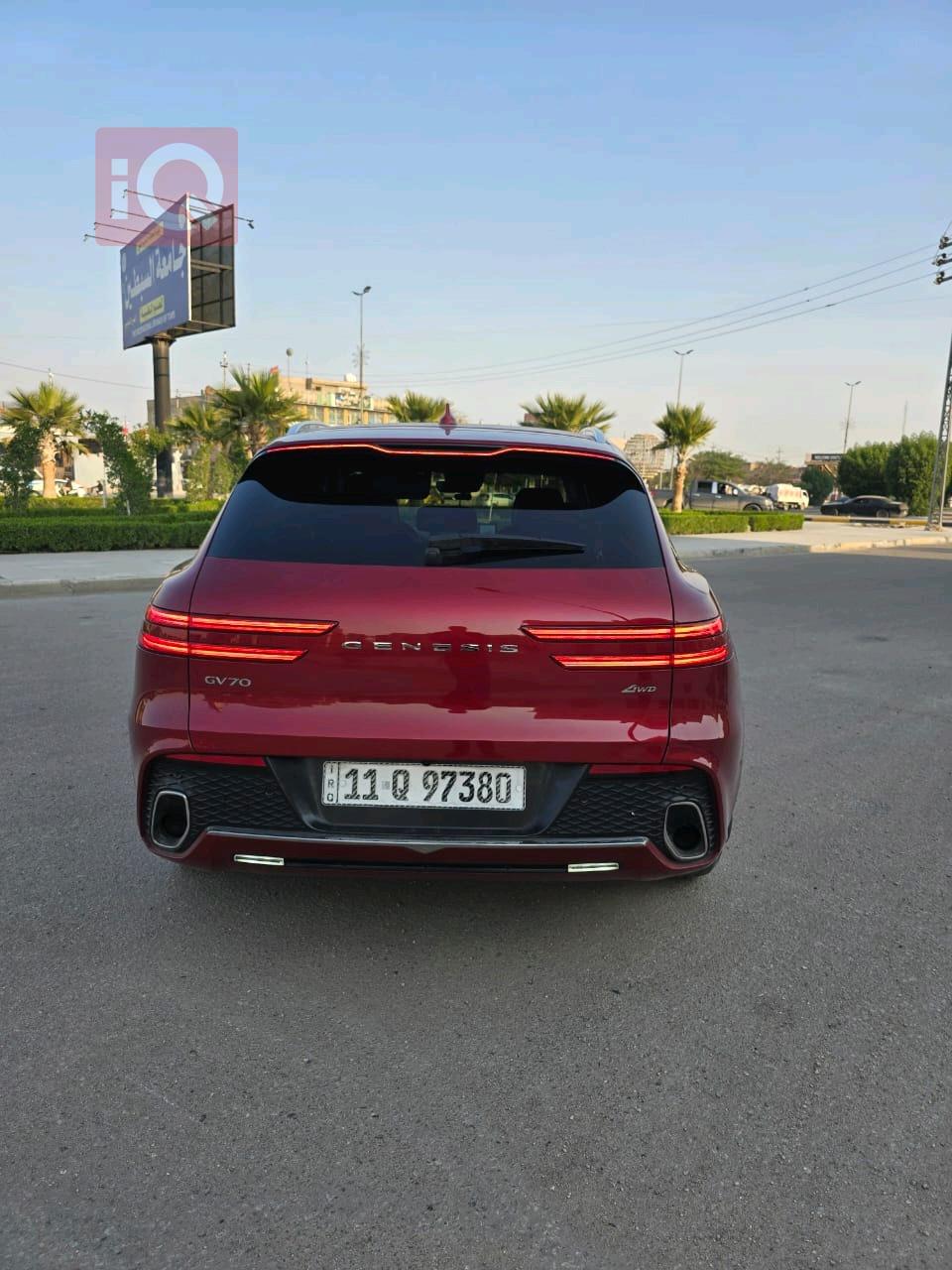 Genesis GV70
